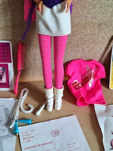 BARBIE Rock Star The Rockers Dancing Rockstars Mattel Con Musicassetta - Imagen 3 de 8