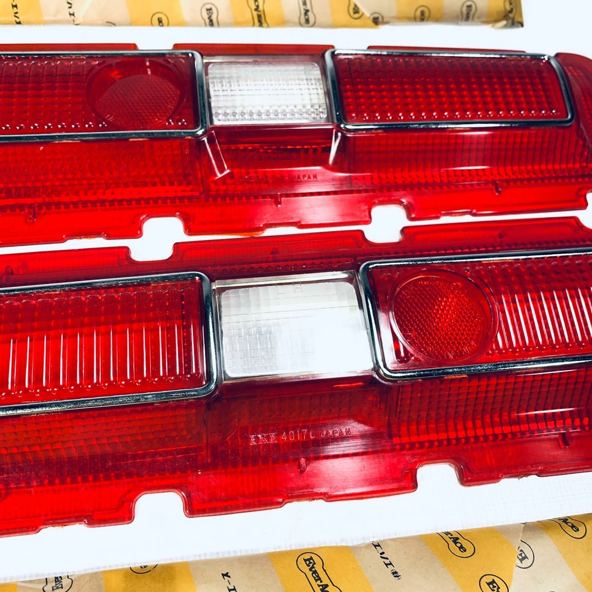 Datsun 510 SSS Tail Light Rear Lamp Cover Lens Genuine Part IKI