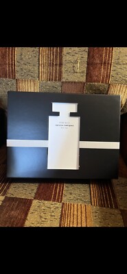 NARCISO RODRIGUEZ ( EAU DE PARFURM ) GIFT SET FOR HER - AUTHENTIC