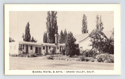 Postcard California Grass Valley CA Sierra Motel Apartments 1940s Unposted Linen