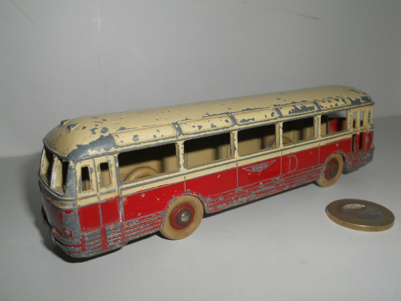 DINKY TOYS - AUTOCAR CHAUSSON N°29F/571