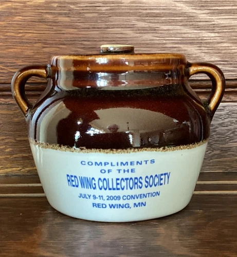 2009 Red Wing Collectors Society  Commemorative – Bean Pot+ Lid, Card, sticker