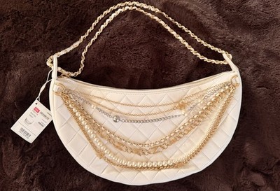 CHANEL White Quilted Hobo Bag with Chain and Pearl Accents