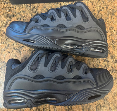 osiris d3 2001 size 14 black outs new in box blackout