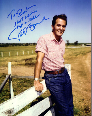 PAT BOONE HAND SIGNED 8x10 COLOR PHOTO+COA      HANDSOME YOUNG POSE       TO BOB