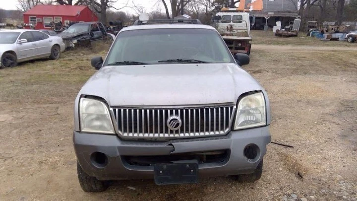 2002-2005 Ford Explorer Rear Differential Carrier Assembly 3.73 Ratio OEM - Изображение 3 из 4