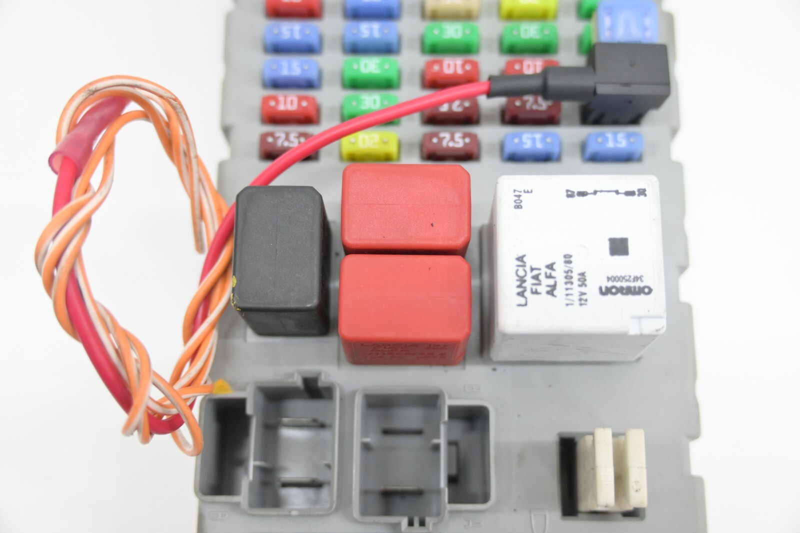 ⭐ 08-19 Maserati Granturismo Front Left Side Dash Fuse Box Switch Module Oem
