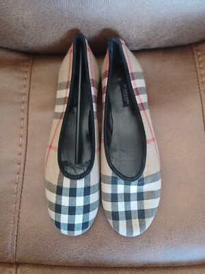 VINTAGE Burberry Round Ballerina Flats Signature Pattern US Size New 