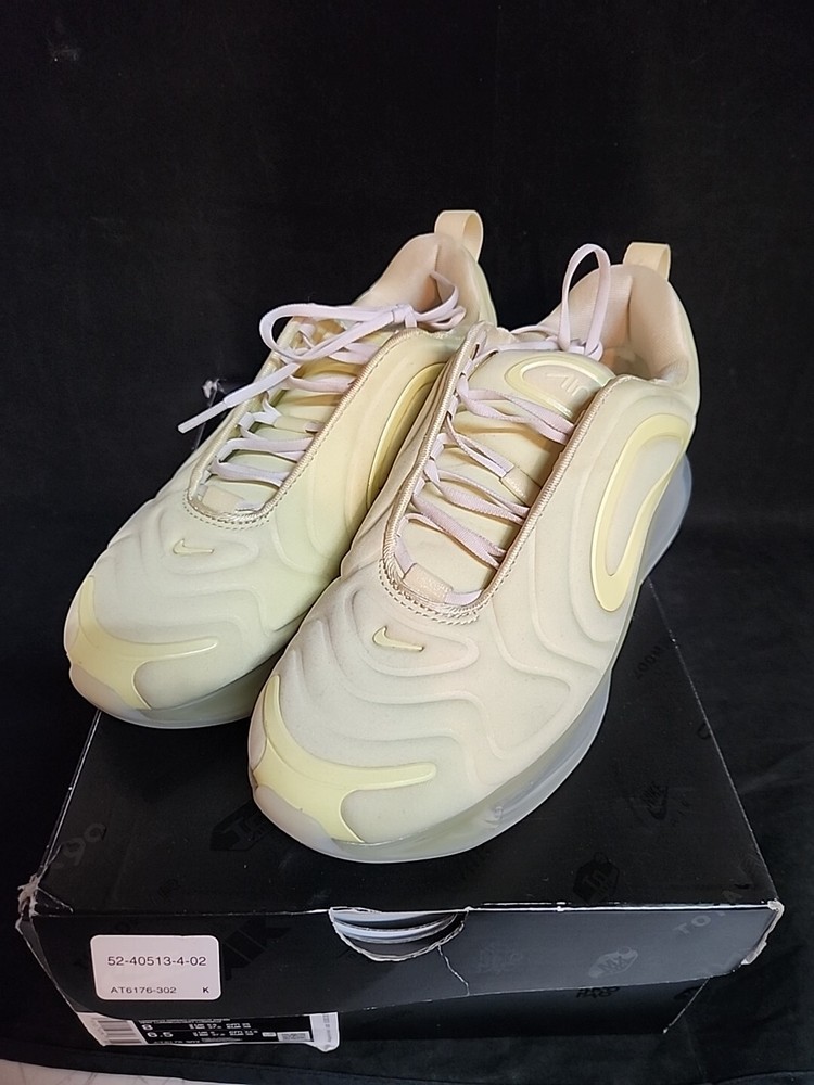 Size 8 Nike Air Max 720 SE Luminous Green Women’s Sneakers