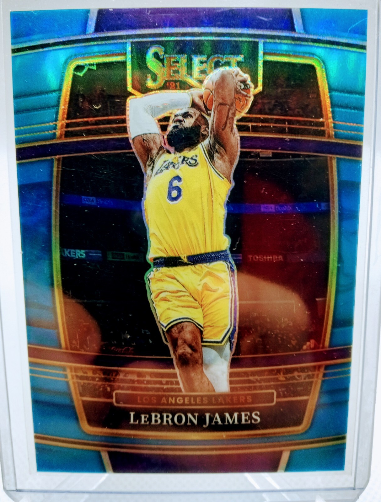2021-22 Select Concourse Light Blue Prizm- LeBron James /299 Los Angeles Lakers