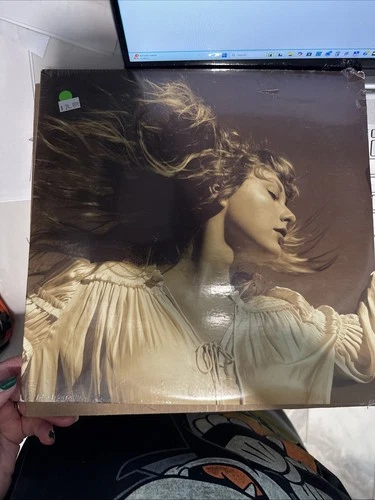 Taylor Swift Fearless (Taylor's Version) Gold Vinyl Sealed  (Record, 2021)