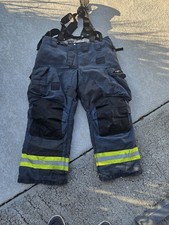 Quaker Safety Turnout Pants 44x29 MFG 11/17