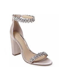 NIB Jewel Badgley Mischka Mayra Block Heel Evening Sandals 8 Champagne color