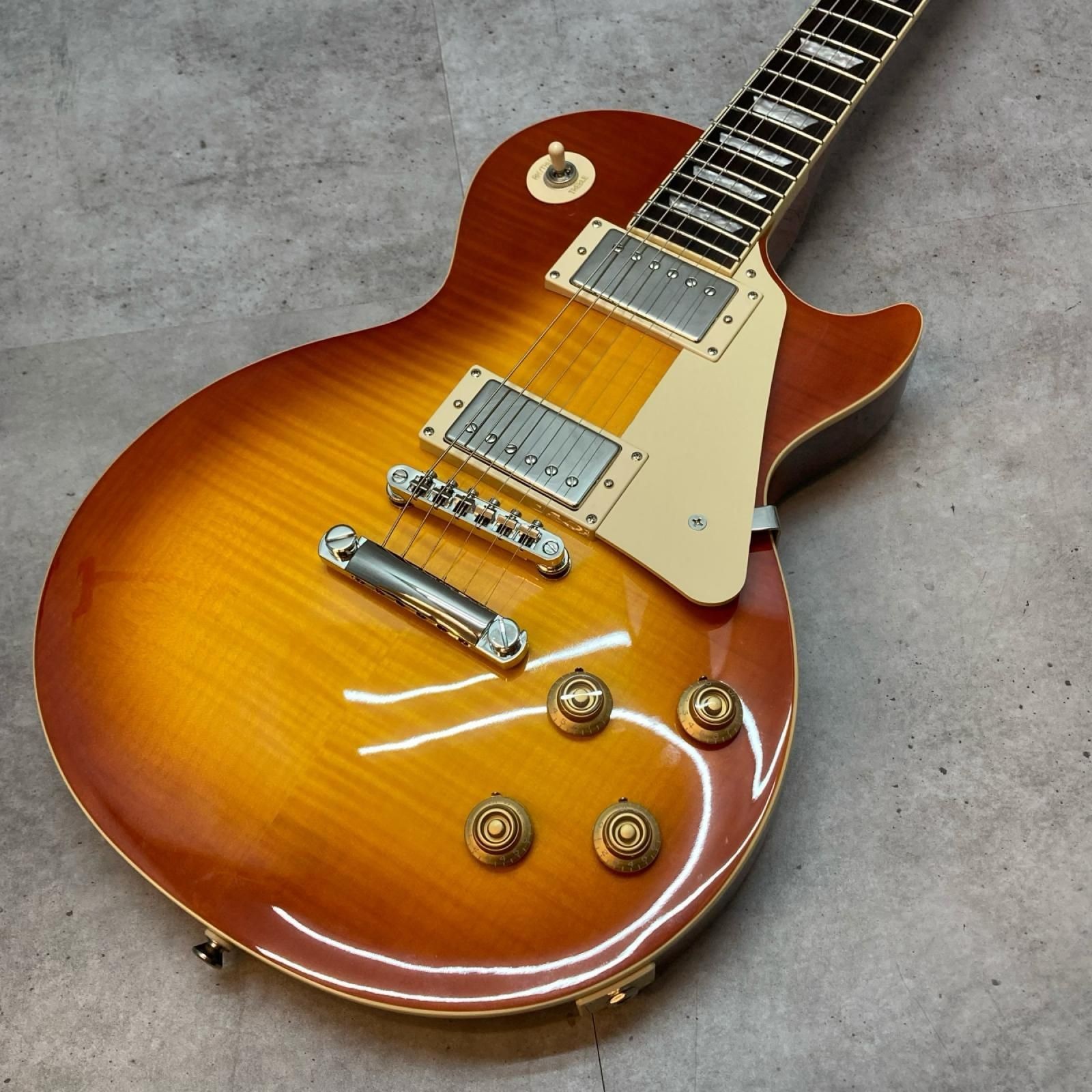 Epiphone Les Paul Standard 50s Figured Guitar With Soft Case