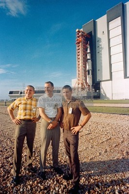 APOLLO 8 CREW SATURN V LAUNCH KENNEDY SPACE CENTER 1968 4X6 PHOTO