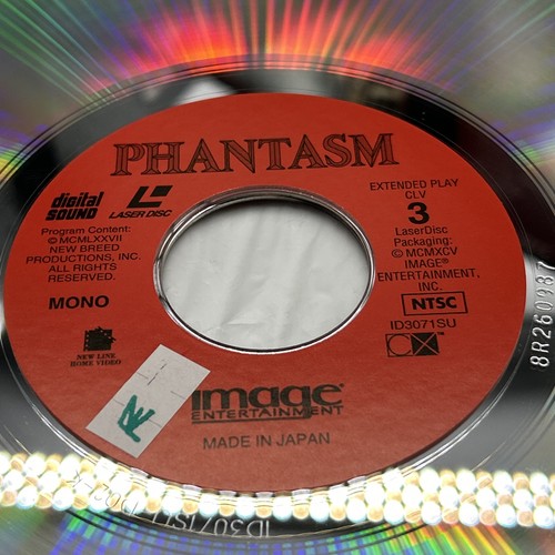 Phantasm Signature Series Laserdisc 958/2500 signed by Angus Scrimm, Coscarelli - Picture 18 of 22