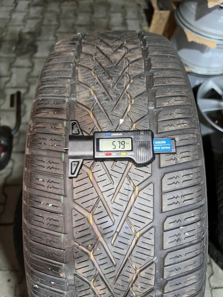 2x Winterreifen 215/60 R16 99HXL Semperit Speed-Grip 2 2015 5,6mm - Bild 4 von 4