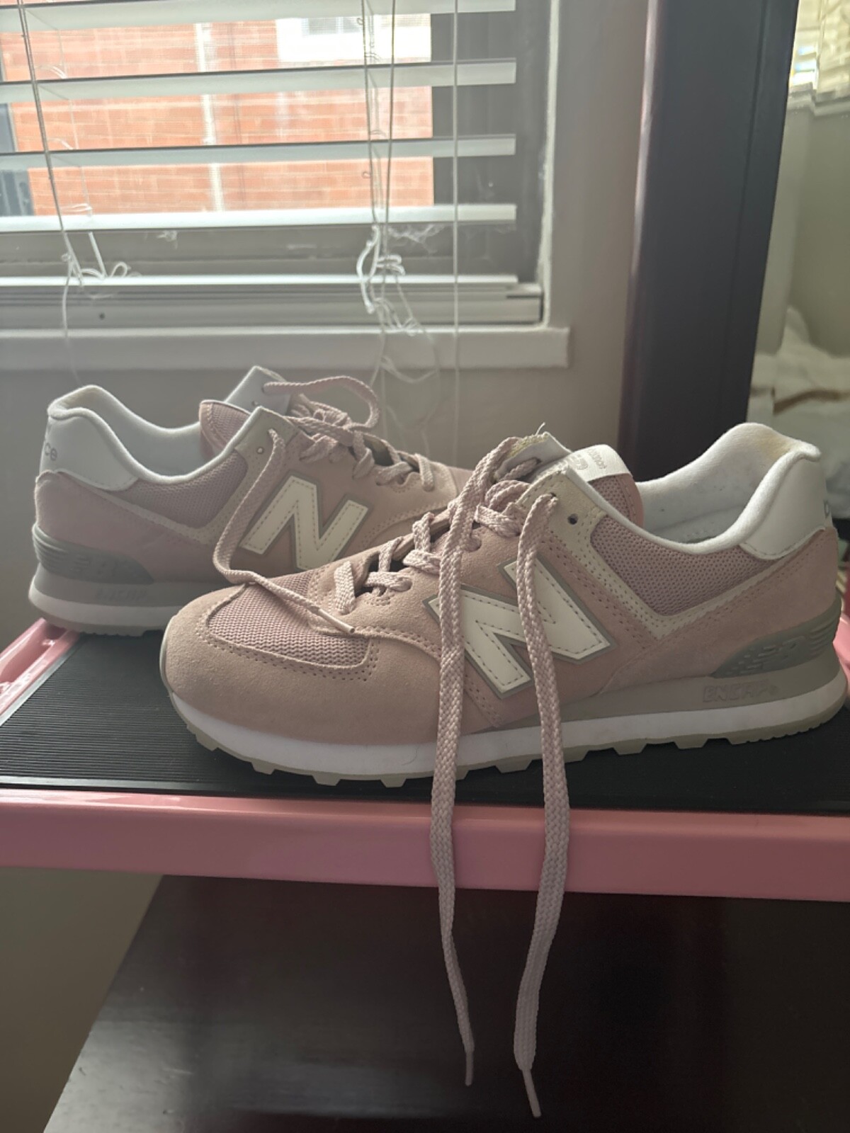 Size 9.5 - New Balance 574 Faded Rose W