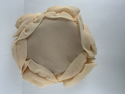 Vintage Women’s Beige Cream Chiffon Hat Cloche Style - Picture 7 of 14