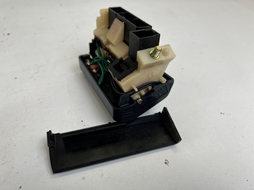 Nissan 300ZX Headlight Pop Up Hazard Cruise Control Switch Z31 83-88 BrokenCover - Picture 9 of 10