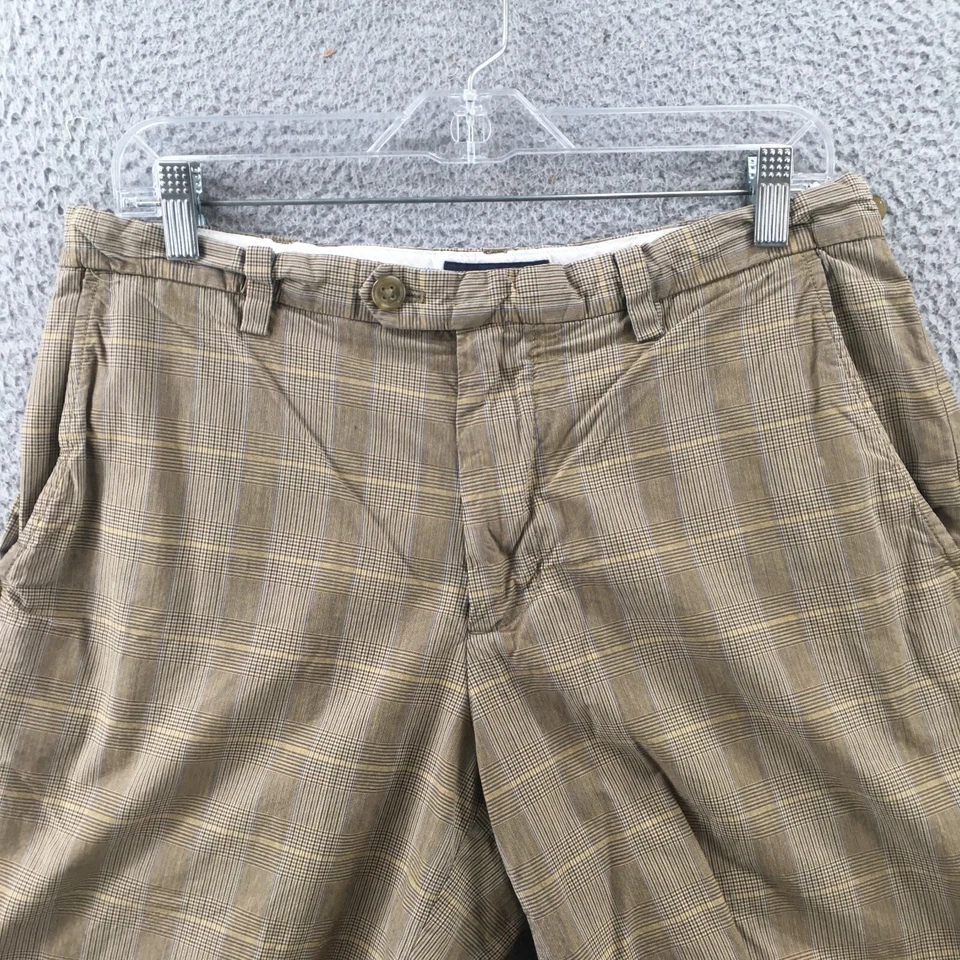 Banana Republic Chino Shorts Mens 32 (actual 32x9) Multicolor Plaid Cotton Zip - Image 2 of 4