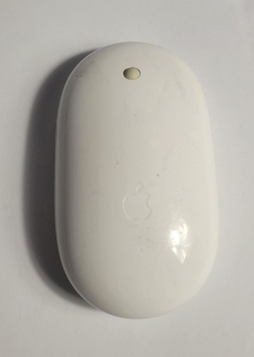 Apple Mighty A1197 White Lightweight Wireless Bluetooth Optical Mouse