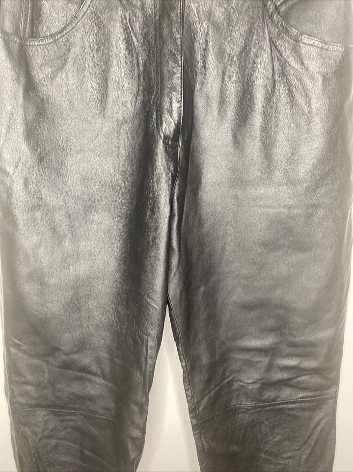 Calça feminina de couro preta vintage Forenza tamanho 12 cintura alta perna reta - Imagem 4 de 4