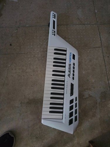 Original Alesis Vortex Keytar