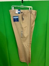 Dockers 1024 Broker Flat Front Chino Beige Khaki  Pants 40 X 30 NWT
