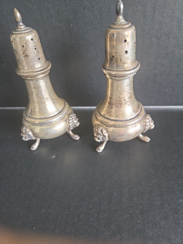 Unique 5" Tall Sterling Silver Lion Faces Paw Feet Salt & Pepper Shakers 7.25 0z