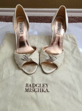 Badgley Mischka Embellished Bridal Peep Toe Heels US 6