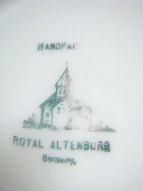 Picture 4 of 9