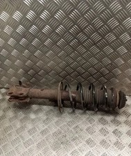 TOYOTA YARIS P9 Stoßdämpfer vorne rechts 1.40 Diesel 66kw 2009 33439109