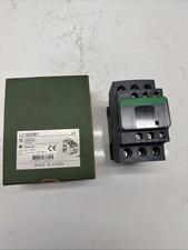 (NEW IN BOX) Schneider Electric LC1D25B7 Contactor TeSys 034965