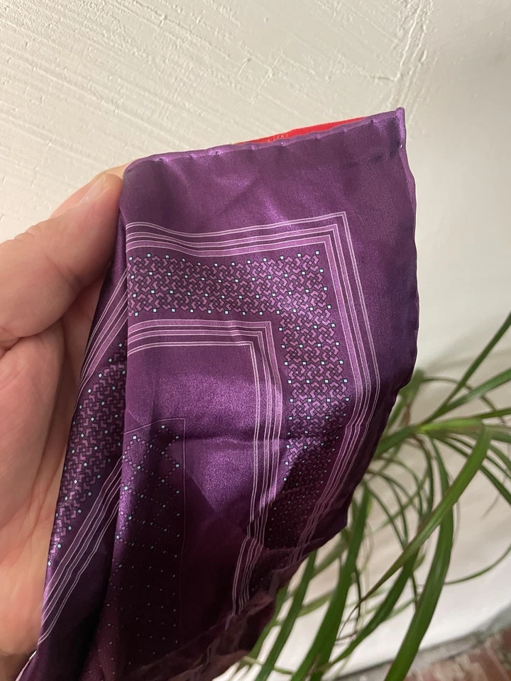 Pañuelo cuadrado de bolsillo Brioni púrpura 100 % seda hecho a mano Italia Foto 4 de 4