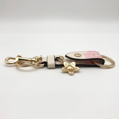 Coach Trigger Snap Cherry Blossom Japan Exclusive Sakura Chalk
