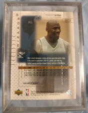 2001/2002 Ovation (Upper Deck) Basketball in Acrylic Case