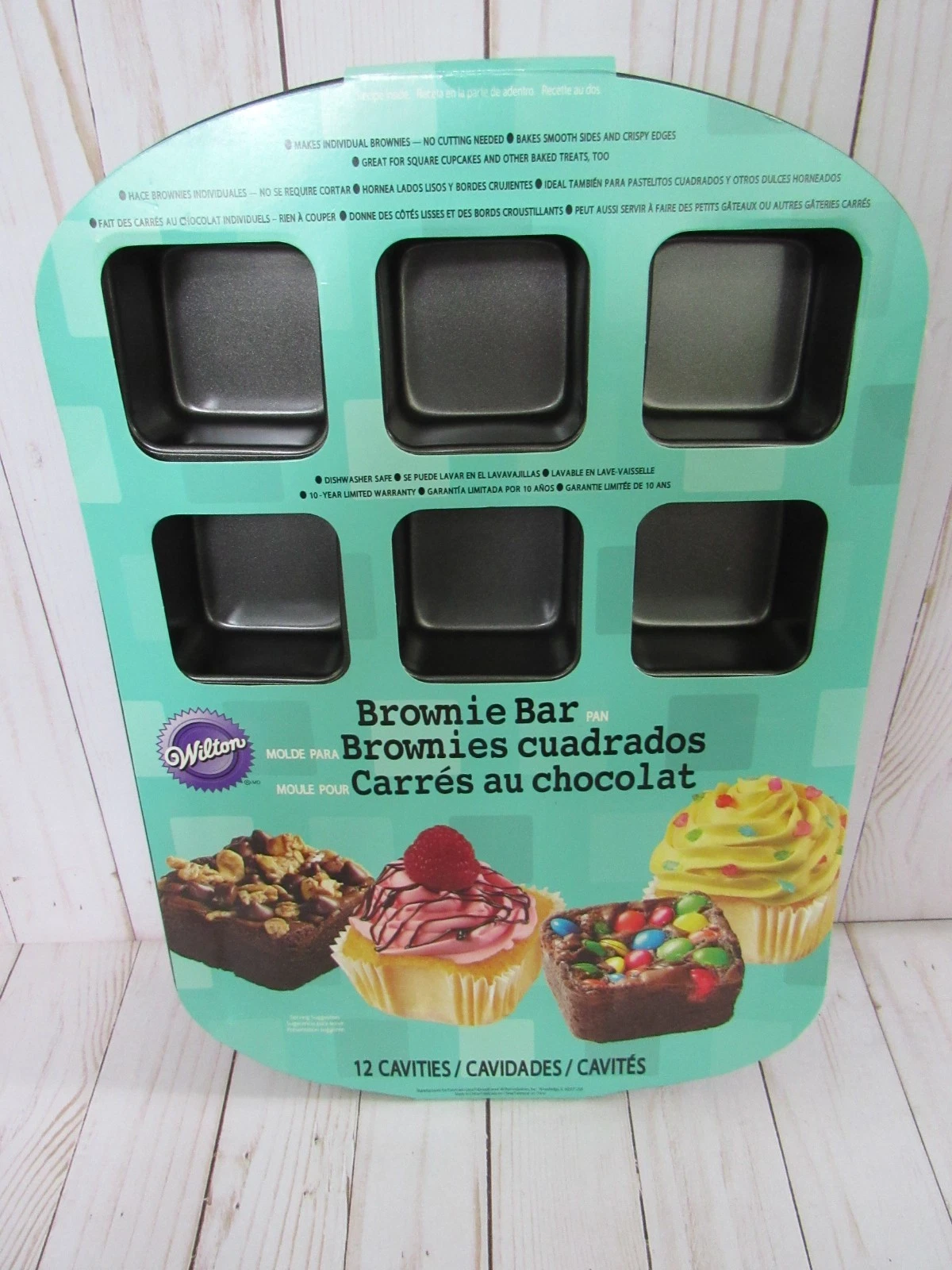 NEW Wilton Brownie Bar Pan Non-Stick Baking 12 Square Cavity Sheet 2.5" Cake NIP
