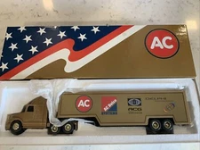 1996 Ertl Collectibles # T339 AC Delco Semi Truck & Trailer Replica USA MADE