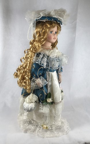 The Rose Collection 16" Porcelain Doll "Diana" - limited edition 1990's with COA - Picture 7 of 10