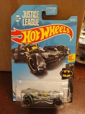 2017 Hot Wheels Batman Justice League Batmobile DC Comics Gray 1:64 Scale NIP
