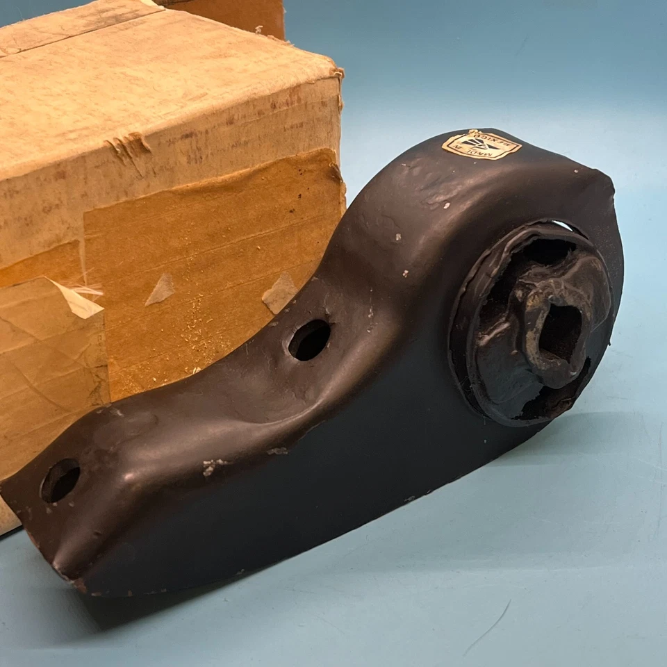 Nuevo de Lote Antiguo Soporte de Motor para Plymouth Volare Duster Scamp Valiant Fury 1973-1983 Foto 3 de 4