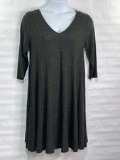 TORRID Women’s Sz 1 Green Knit Stretch Striped 3/4 Sleeve A-line Dress