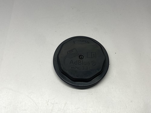 Adblue tank cap