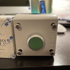 M22-D-G -XI/KC10/I. GREEN PUSH BUTTON. ENCLOSURES. EATON