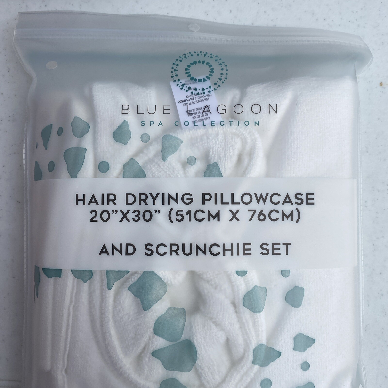 Blue Lagoon Spa Collection, Hair Drying Pillowcase And Scrunchie Set New White