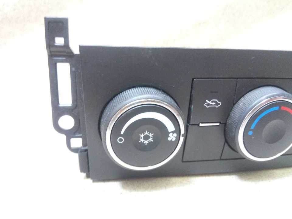 Control de temperatura climático AC 25901388 para camioneta GMC SIERRA 07-09a13 Foto 2 de 4