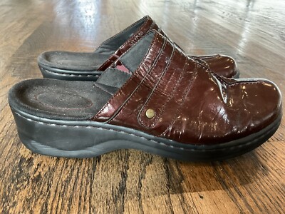 Clarks Bendables Women's US Size 10M Brown Mules Clogs Genuine Leather 61650