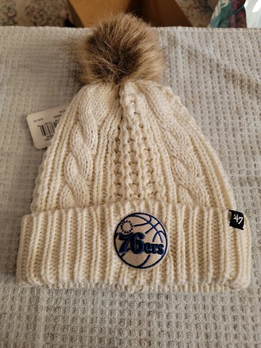 Meeko Cuffed Knit Hat with Pom - White 