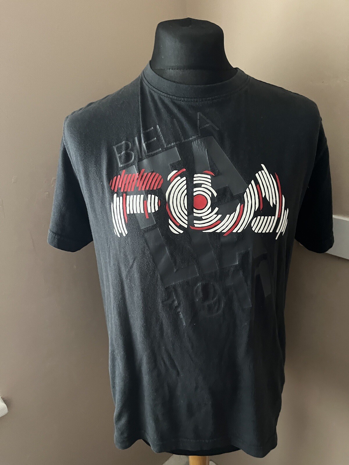 T shirt uomo Fila taglia M logo girocollo manica corta nera Biella Italia retrò